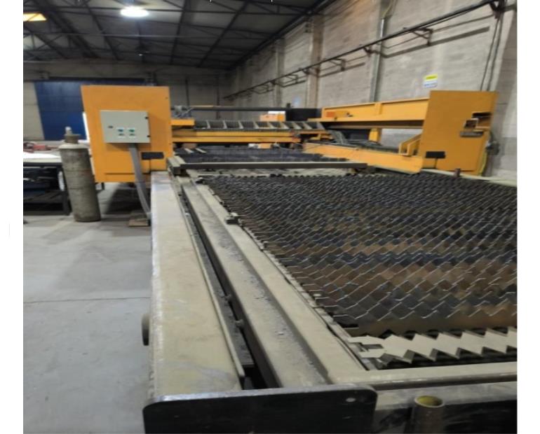 Foto de MÁQUINA CORTE A LASER BYSTRONIC BYSPRINT 3015